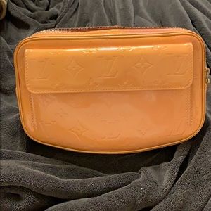 Louis Vuitton Vernis waist bag.